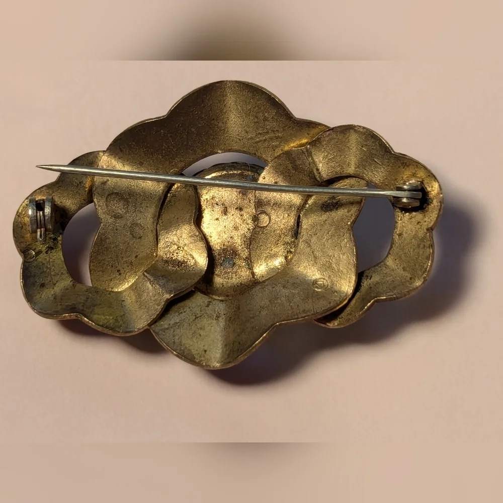 Antique style vintage brooch rhinestone flower  layer design goldtone copper 2